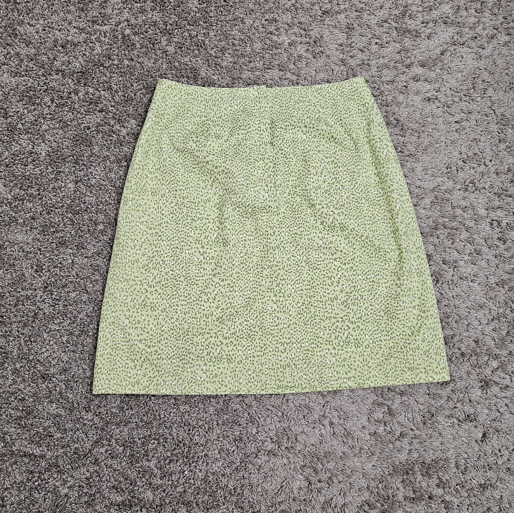 Talbots Petites Green Animal Print Skirt Size 8P – 100% Cotton Mini Skirt